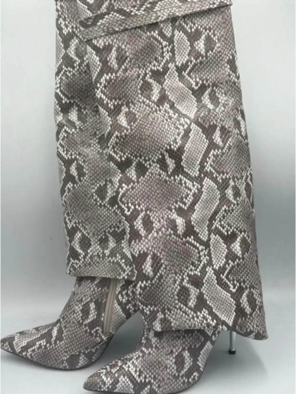 Liliana Snakeskin Fold-Over Knee High Stiletto Boots SZ: 7.5